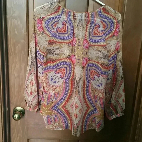 New York and Company sheer blouse - Picture 5 of 6